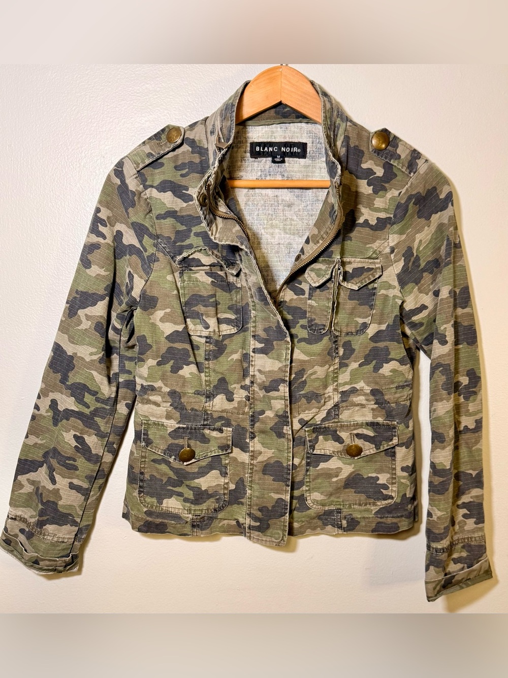Blanc Noir Women’s Camo Military Utility Jacket Size M Distressed Field Jacket